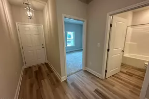 1087 Bobbye Dr, North Augusta, SC 29841 - Photo 2