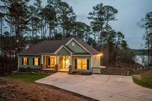 137 Memorial Dr, McCormick, SC 29835 - Photo 1
