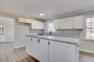 2101 Rosier Rd, Augusta, GA 30906 - Photo 16