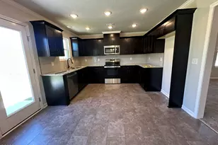 2734 Inverness Dr, Hephzibah, GA 30815 - Photo 4