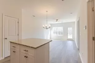358 Bordeaux Dr, Thomson, GA 30824 - Photo 6