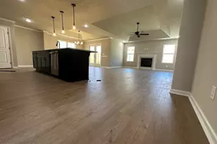2726 Inverness Dr, Hephzibah, GA 30815 - Photo 2