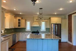 39 E Calhoun St, Wadley, GA 30477 - Photo 26