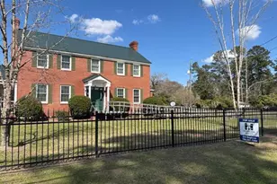 39 E Calhoun St, Wadley, GA 30477 - Photo 32