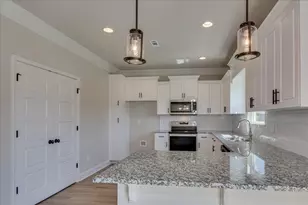 1052 Burlington Dr, Augusta, GA 30909 - Photo 12