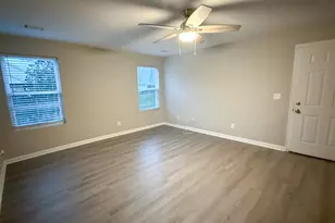 2044 Garnet Ln, Aiken, SC 29803 - Photo 10