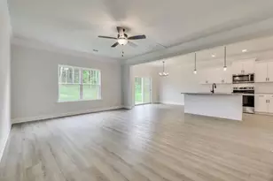1690 N Pine Ridge Dr, Hephzibah, GA 30815 - Photo 14