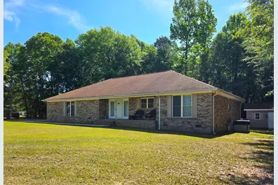 335 W Sheppard Street, Stapleton, GA 30823 - Photo 4