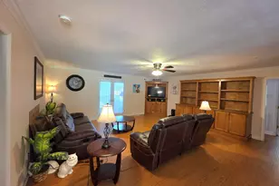 335 W Sheppard St, Stapleton, GA 30823 - Photo 6