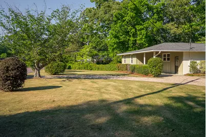 302 Barnard Avenue, Aiken, SC 29801 - Photo 20