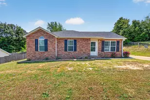 2812 Bennington Dr, Hephzibah, GA 30815 - Photo 2