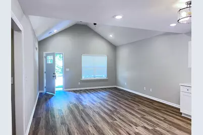 631 Clary Street, Thomson, GA 30824 - Photo 2