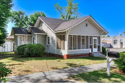 110 E 8th Street, Waynesboro, GA 30830 - Photo 2