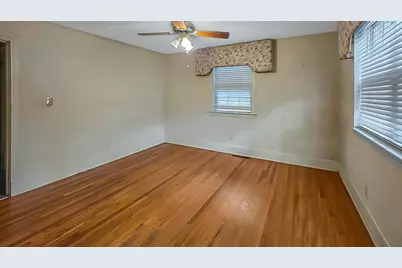 819 Hillcrest Drive, Thomson, GA 30824 - Photo 32