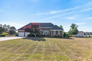 203 Canterbury Dr, Wrens, GA 30833 - Photo 2