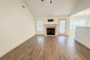 2933 Easton Dr, Hephzibah, GA 30815 - Photo 2