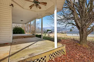 1917 Fairview Rd, Andrews, NC 28901 - Photo 8