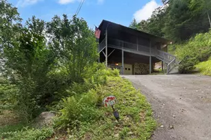 204 Hiawassee River Rd, Murphy, NC 28906 - Photo 4