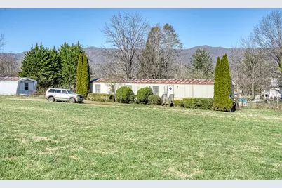 385 Aquone, Andrews, NC 28901 - Photo 4