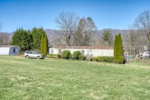 385 Aquone, Andrews, NC 28901 - Photo 4