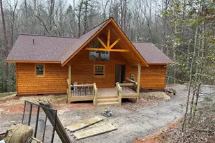 205 Chestnut Oaks Dr, Murphy, NC 28906 - Photo 2