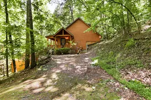 1380 Deerfield Dr, Young Harris, GA 30582 - Photo 30