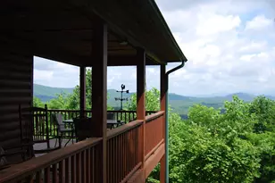 1013 Buck Ridge Dr, Murphy, NC 28906 - Photo 10