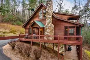 131 Toccoa Overlook Ln, Blue Ridge, GA 30513 - Photo 2