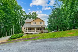 1706 Deer Valley Dr, Warne, NC 28909 - Photo 2