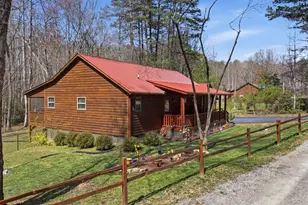 305 Woodcrest Dr, Murphy, NC 28906 - Photo 2