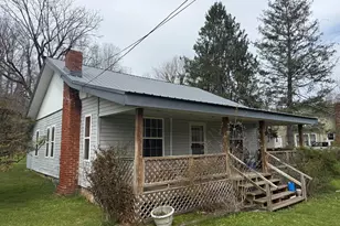 110 Fisher St, Andrews, NC 28901 - Photo 1