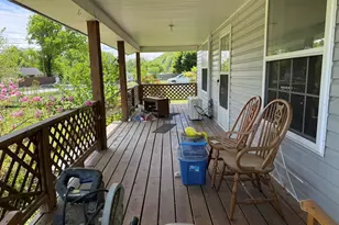 110 Fisher St, Andrews, NC 28901 - Photo 16