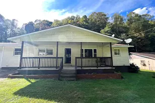 1050 US Hwy 19, Topton, NC 28781 - Photo 2