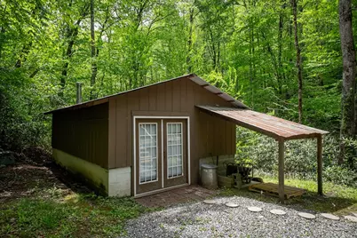 4700 W Buffalo Road, Robbinsville, NC 28771 - Photo 20