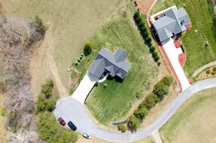 958 New Forest Rd, Young Harris, GA 30582 - Photo 6