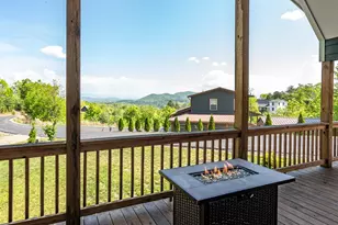 604 Point Overlook Trl, Murphy, NC 28906 - Photo 10