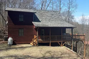380 Buck Ridge Dr, Murphy, NC 28906 - Photo 2