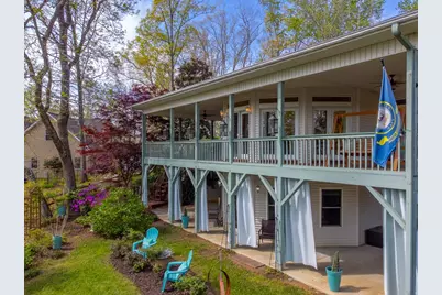 218 Lakeshore Drive, Hayesville, NC 28904 - Photo 2