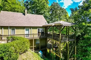 561 Deals Gap Rd, Robbinsville, NC 28713 - Photo 2