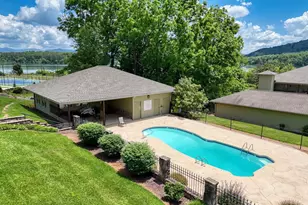 1647E Lakeview Dr, Young Harris, GA 30582 - Photo 44