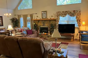 121 White Oak Dr, Warne, NC 28909 - Photo 6