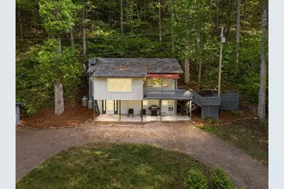 4187 W Old Murphy Road, Franklin, NC 28734 - Photo 2