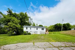 319 Circle St, Robbinsville, NC 28771 - Photo 24