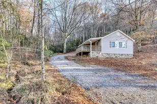 408 Smith Rd, Brasstown, NC 28902 - Photo 38