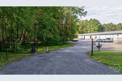 328 Commerce Boulevard, Athens, GA 30606 - Photo 6