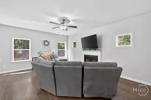 161 Meadow Lake Dr, Commerce, GA 30530 - Photo 2