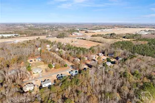 725 Larry Ln, Winder, GA 30680 - Photo 60