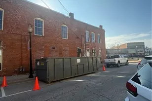 1736 N Broad St, Commerce, GA 30529 - Photo 8