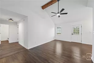 475 Hilltop Way, Toccoa, GA 30577 - Photo 4