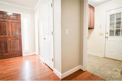 1010 Charles Court, Statham, GA 30666 - Photo 6